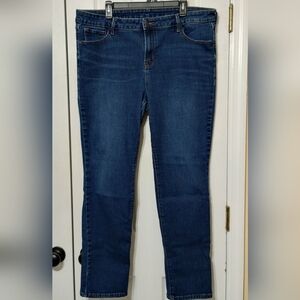 Old Navy Women's Size 18 Long Jeans in Deep Blue Wash